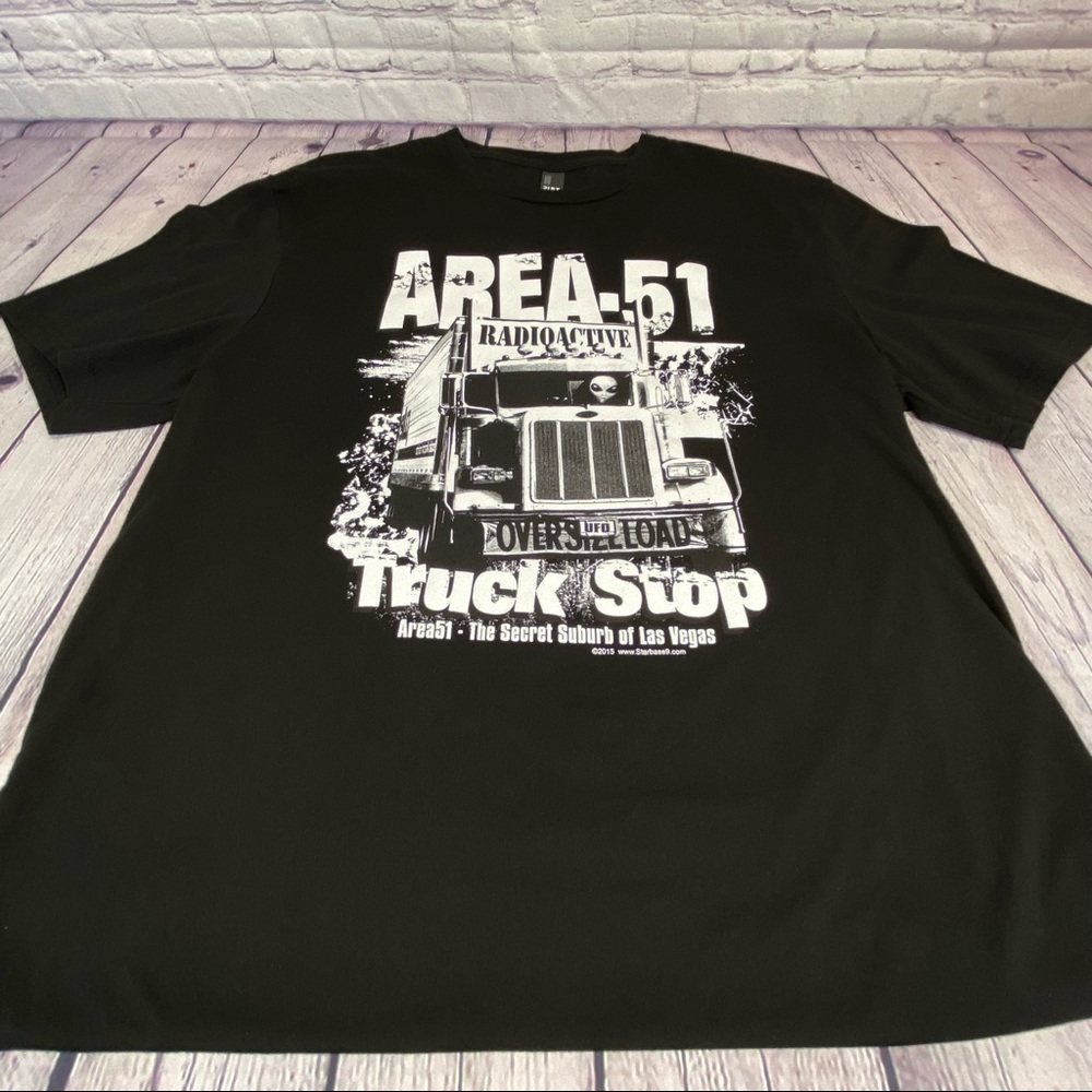 DISTRICT Area 51 Truckstop Tee NWOT